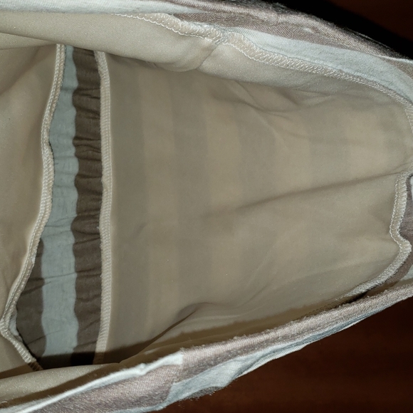 ANNABELLE CUTE & CASUAL TOP - Picture 5 of 8